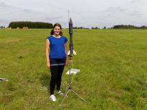 Jenny mit ihrer Rakete ''Galaxie''